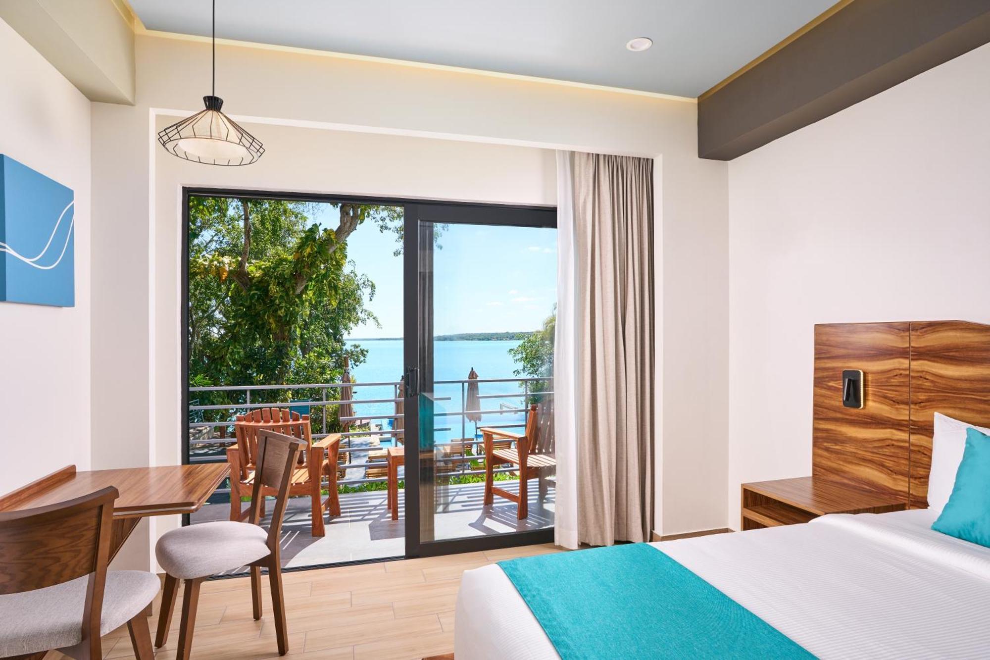Cristalino Lagoon Front Hotel, Restaurant & Spa Bacalar Exterior photo