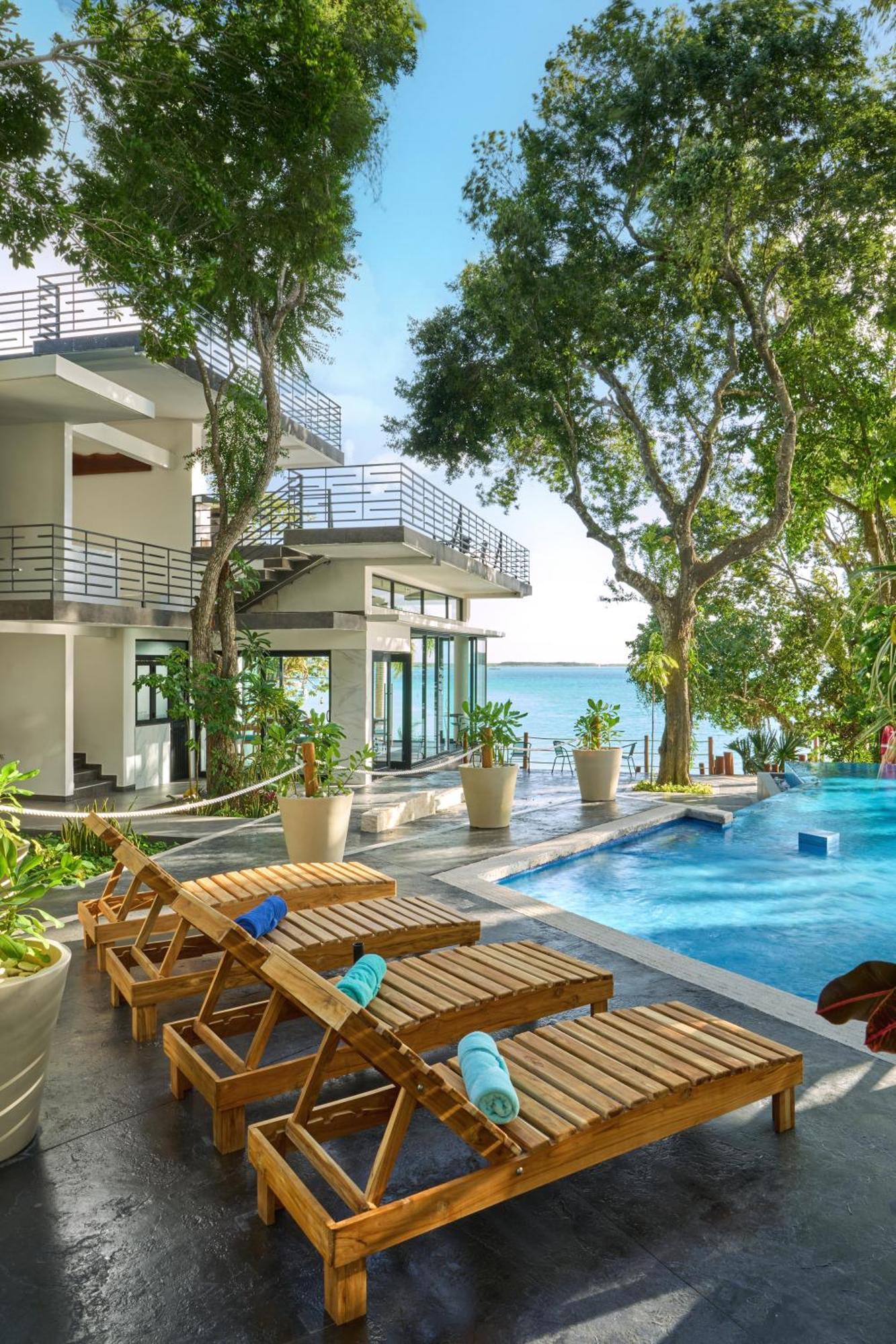 Cristalino Lagoon Front Hotel, Restaurant & Spa Bacalar Exterior photo